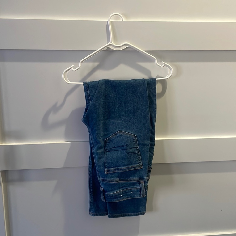 American Eagle Mom Jean